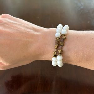 White and gold bracelet